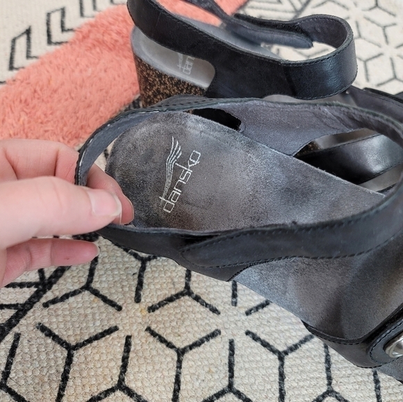 DANSKO SAVANNAH WEDGE SANDAL IN BLACK, SZ 41 - Picture 8 of 11